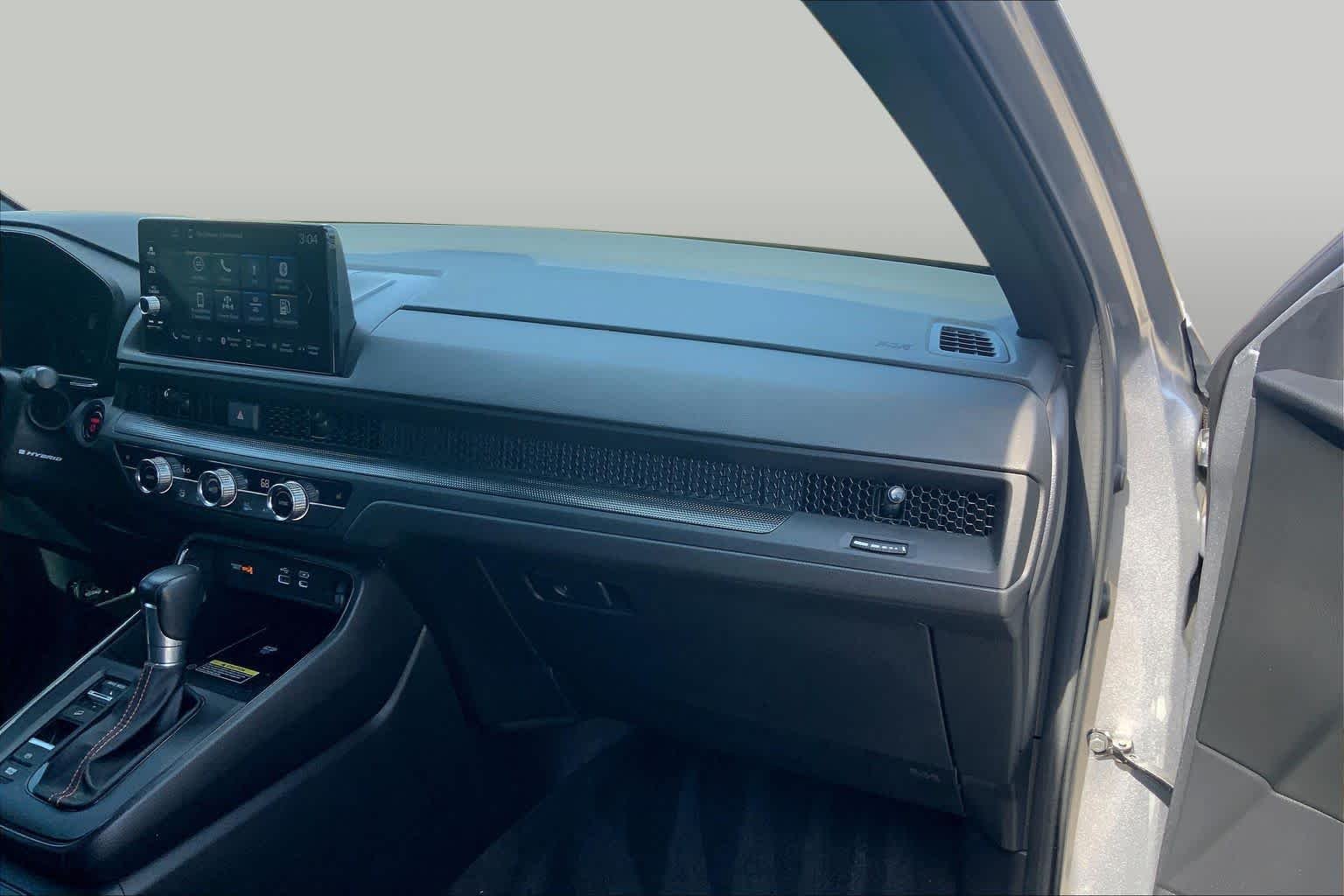 Used 2025 Solar Silver Metallic Honda Sport-L image 18