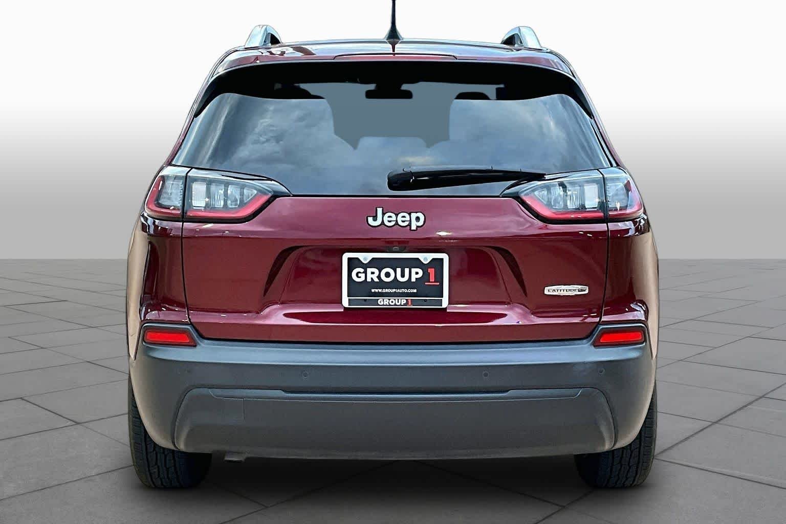 Pre-Owned 2019 Jeep Cherokee Latitude Plus