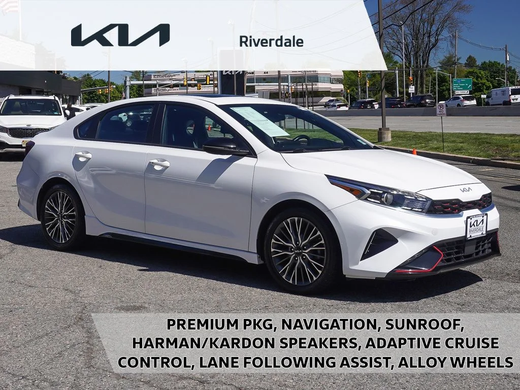 2023 Kia Forte GT-Line AT's photo