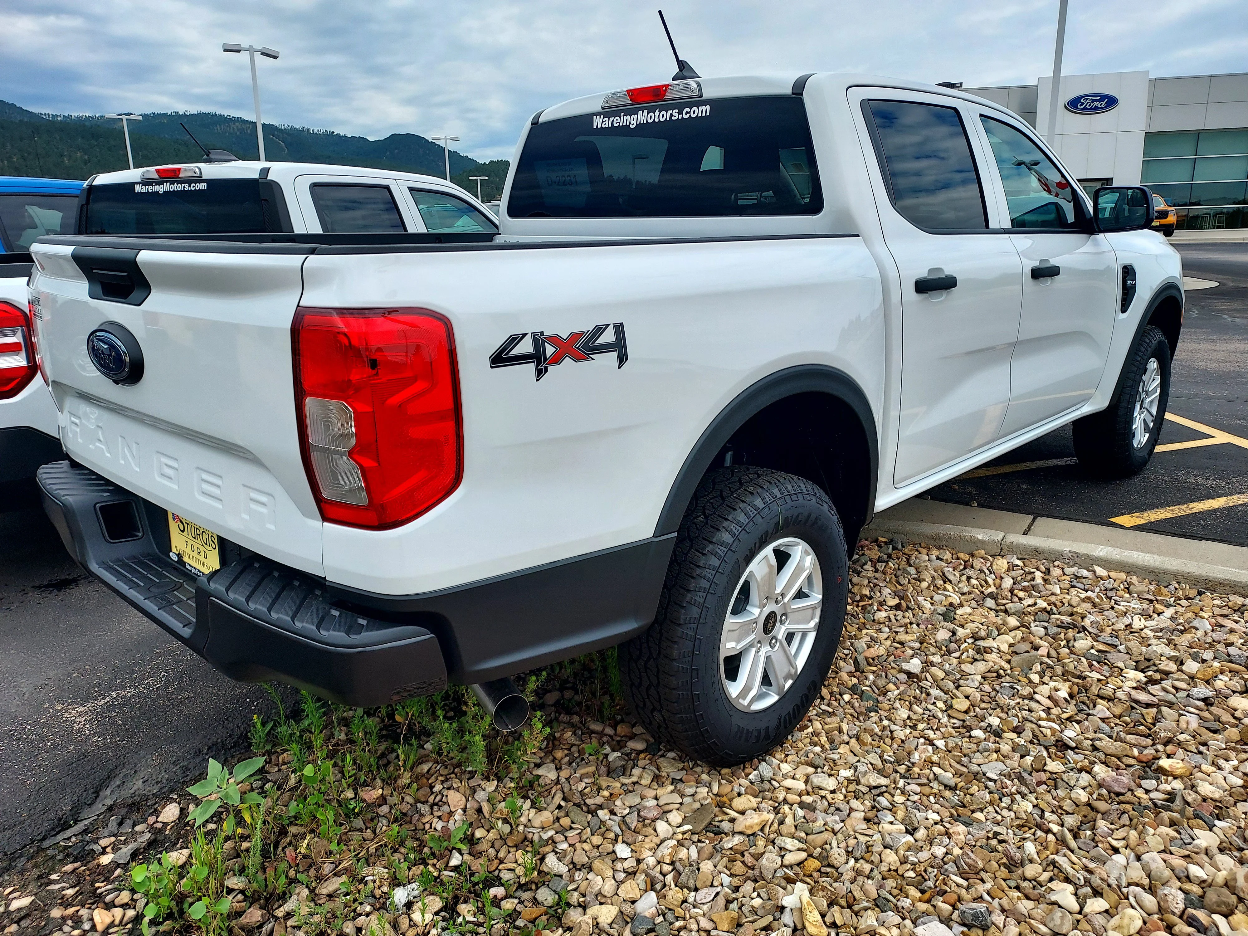 New 2026 Oxford White Ford XL image 9