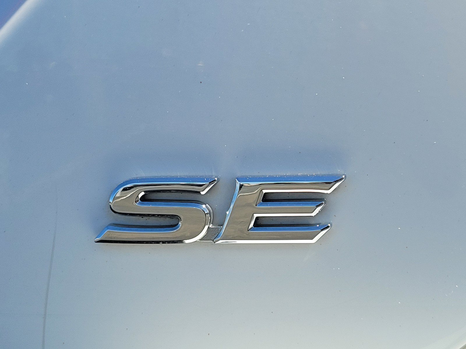 Used 2022  Toyota  image 11