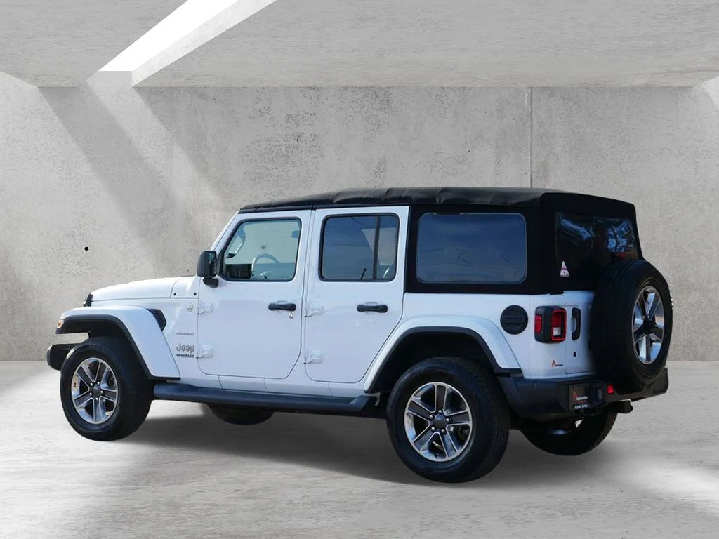 Certified Used 2018 White Jeep Unlimited Sahara image 4