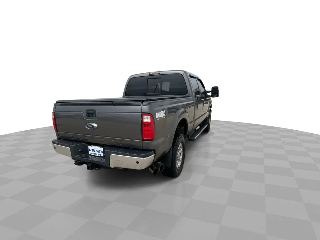 Used 2016 Gray Ford XLT image 8
