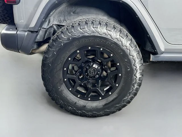 Used 2019 Gray Jeep Unlimited Rubicon image 37