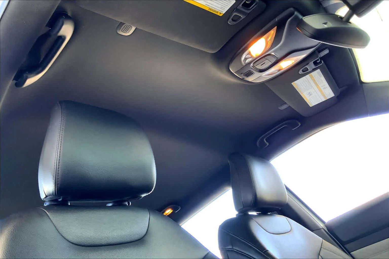 2025 Jeep Compass Limited - Photo 14