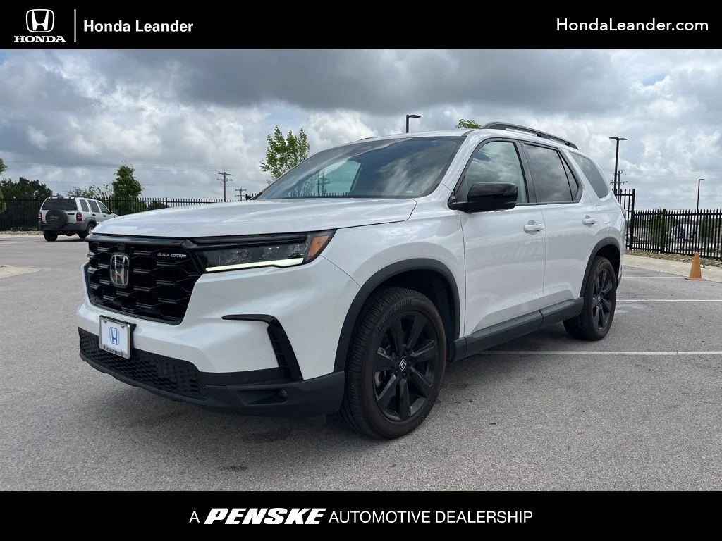 2025 Honda Pilot Black Edition AWD's photo