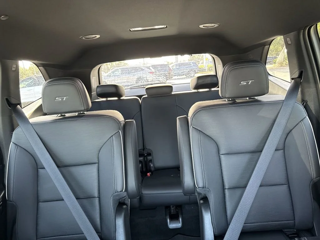 2026 Buick Enclave Sport Touring - Photo 16