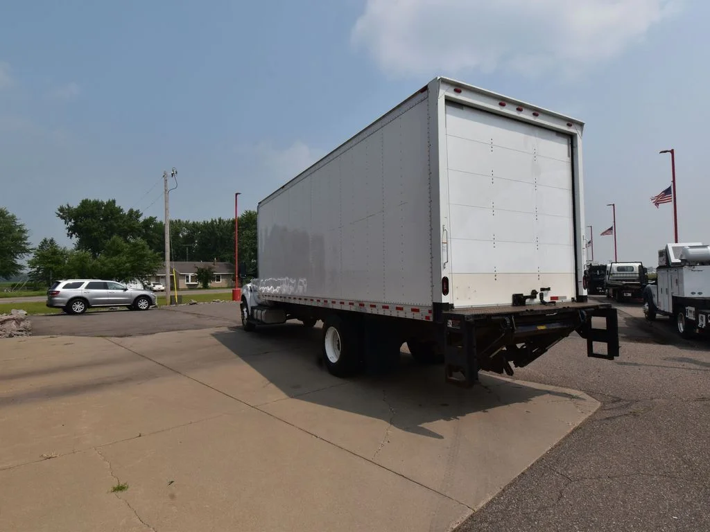 2019 Ford F-750 - Photo 7