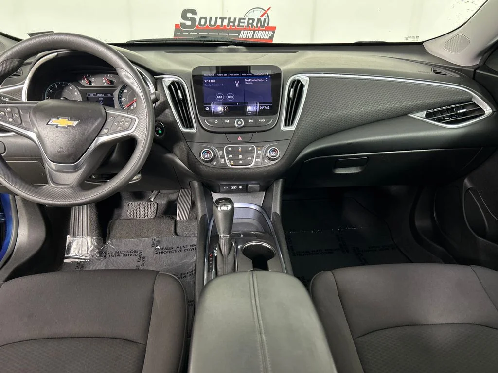 Used 2019 Blue Chevrolet LT image 18
