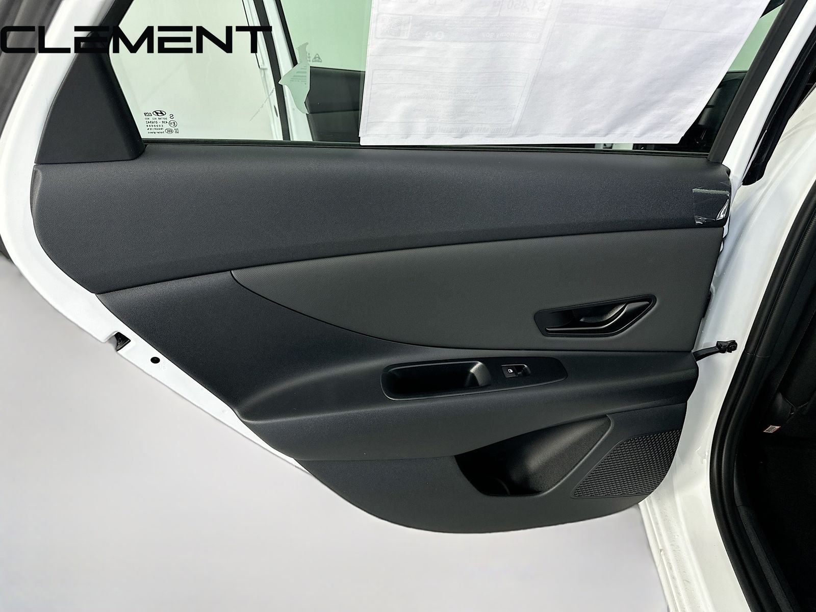 Used 2026 White Hyundai SEL Sport image 29