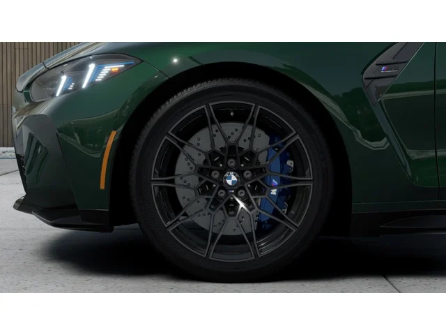 New 2027 Goodwood Green Pearl Effect Metallic BMW Competition xDrive image 7