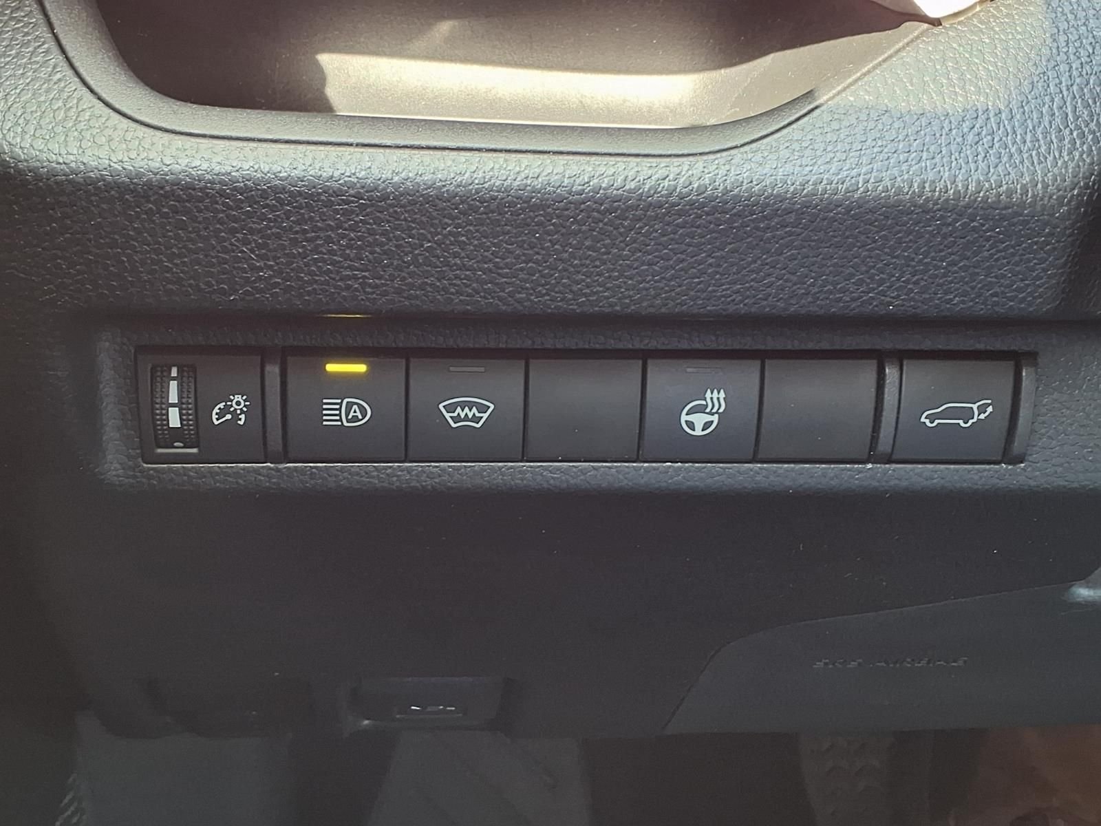 Certified Used 2023 Silver Sky Metallic Toyota XLE Premium image 24