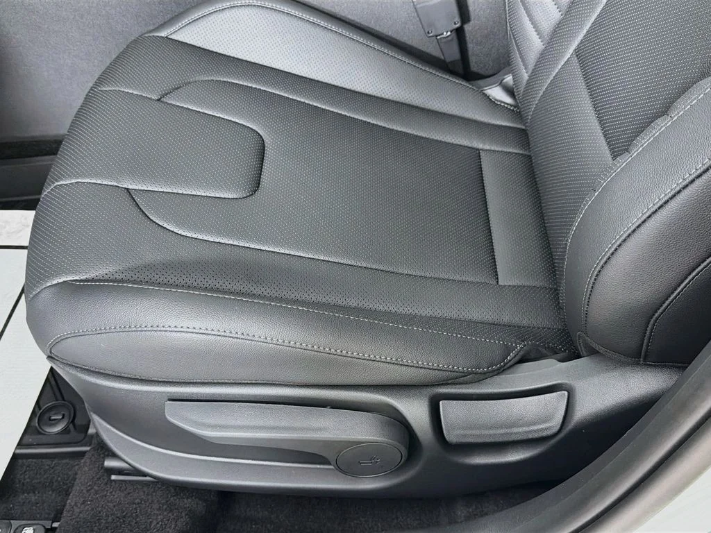 New 2026 Serenity White Hyundai SEL Sport Plus image 18