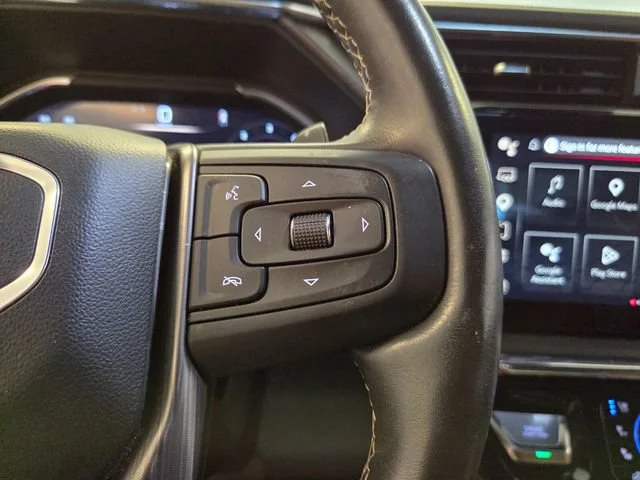 Used 2024 White Frost Tricoat GMC Denali Ultimate image 26
