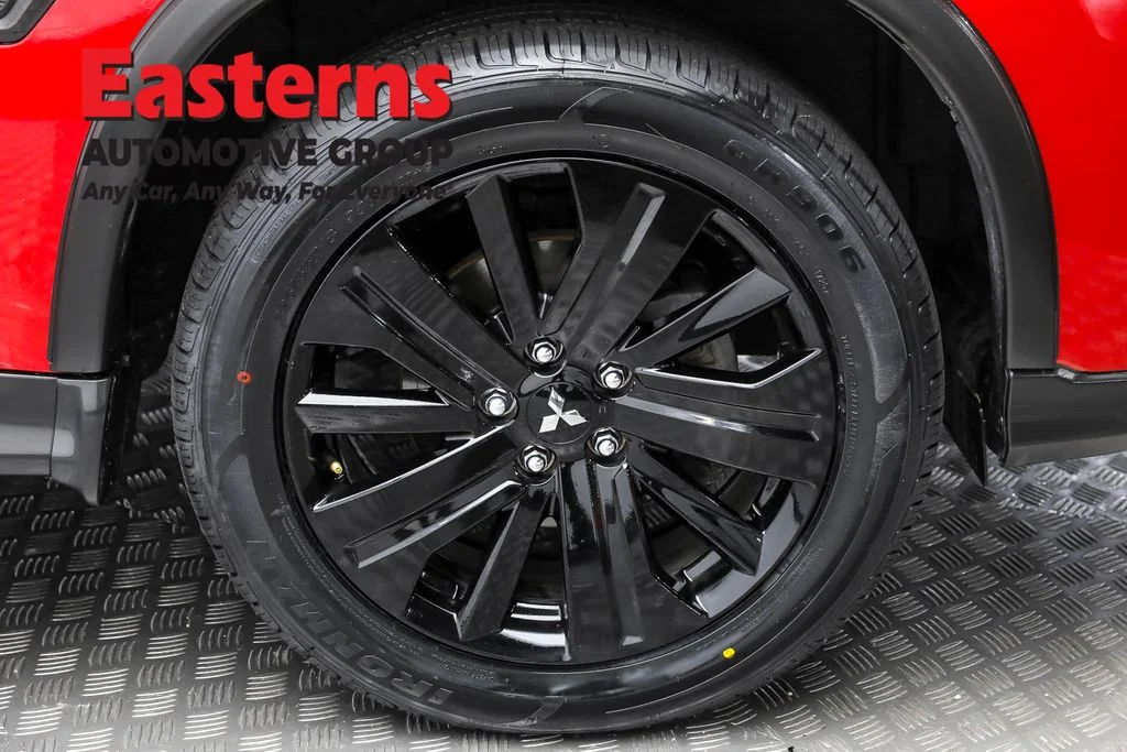 Used 2022 Red Mitsubishi 2.0 LE image 29
