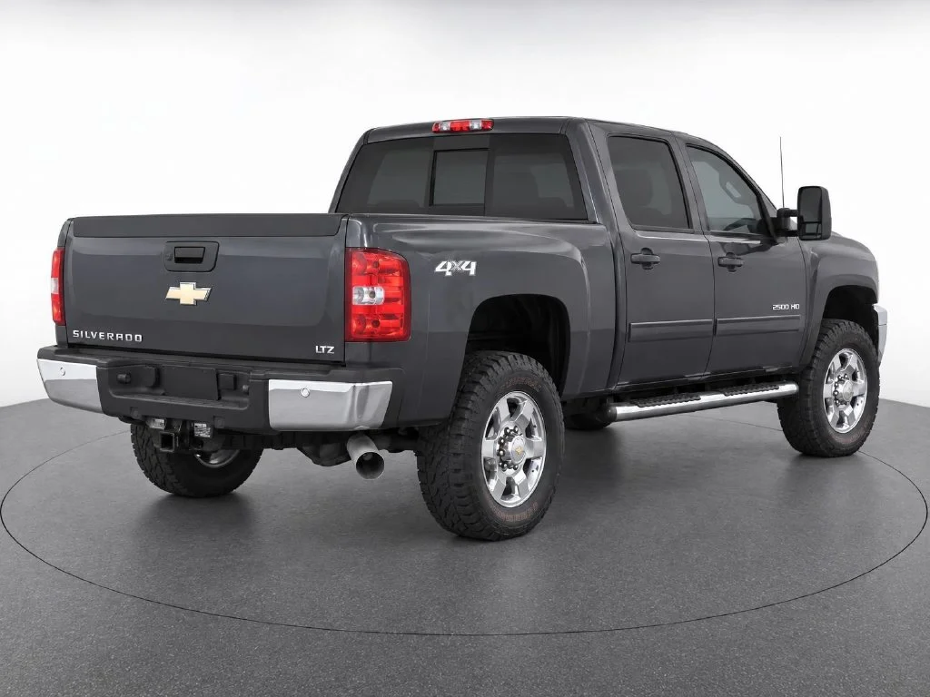 Used 2011 Beige Chevrolet LTZ image 3