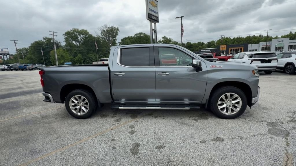 Used 2021 Gray Chevrolet LTZ image 9