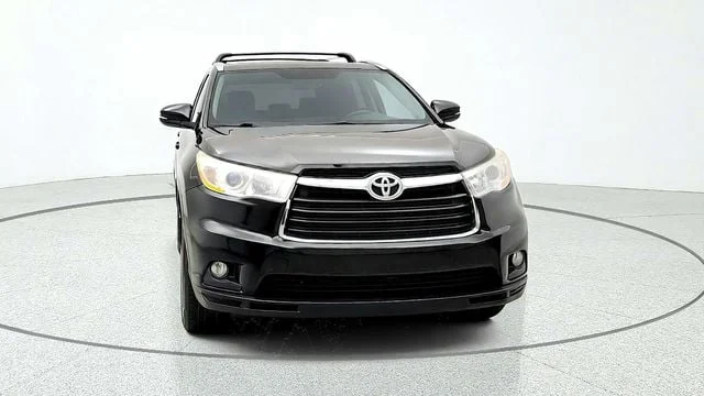 Used 2014 Attitude Black Metallic Toyota AWD 4dr V6 XLE image 2