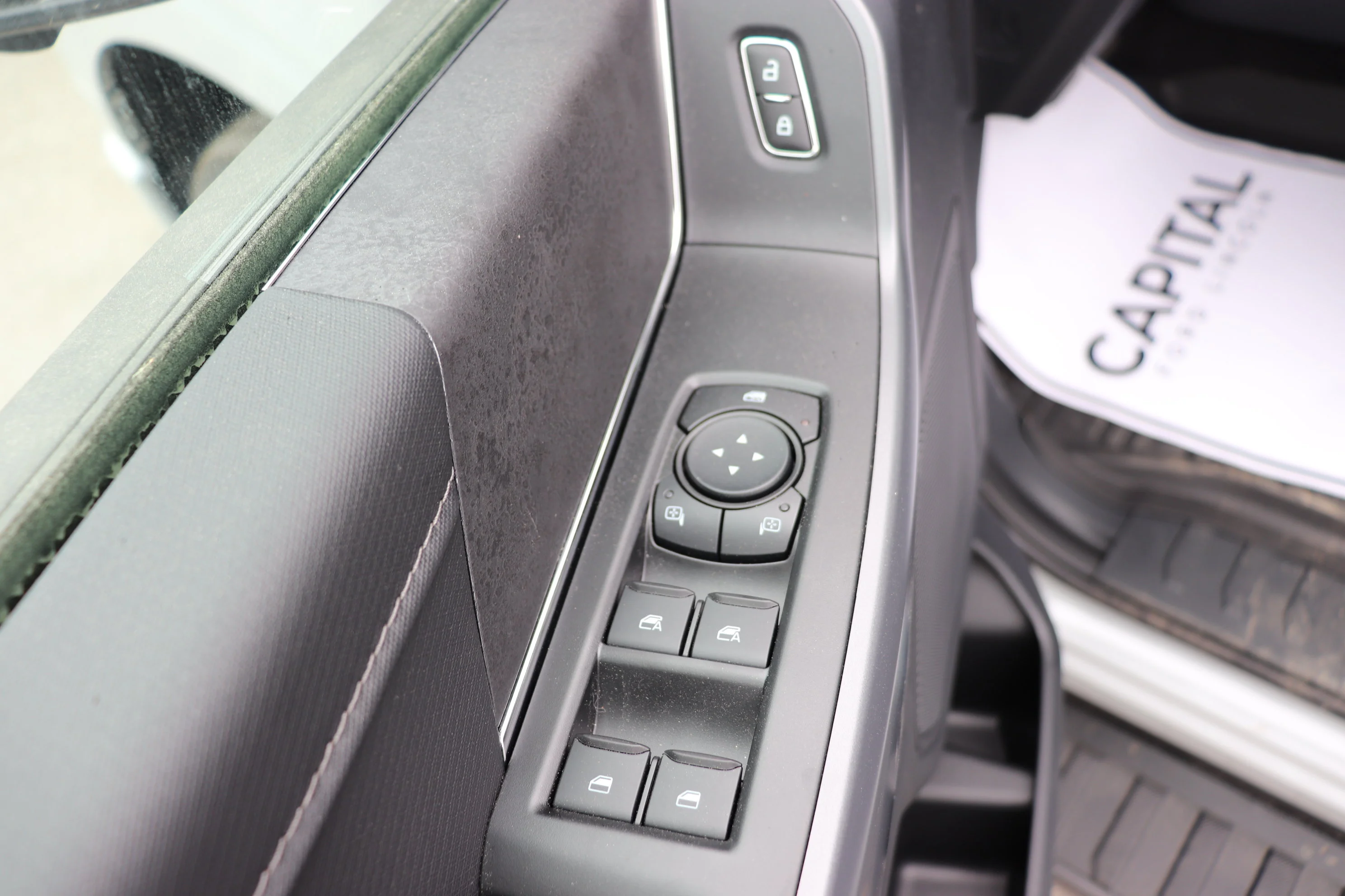 New 2026 Avalanche Ford XLT image 9