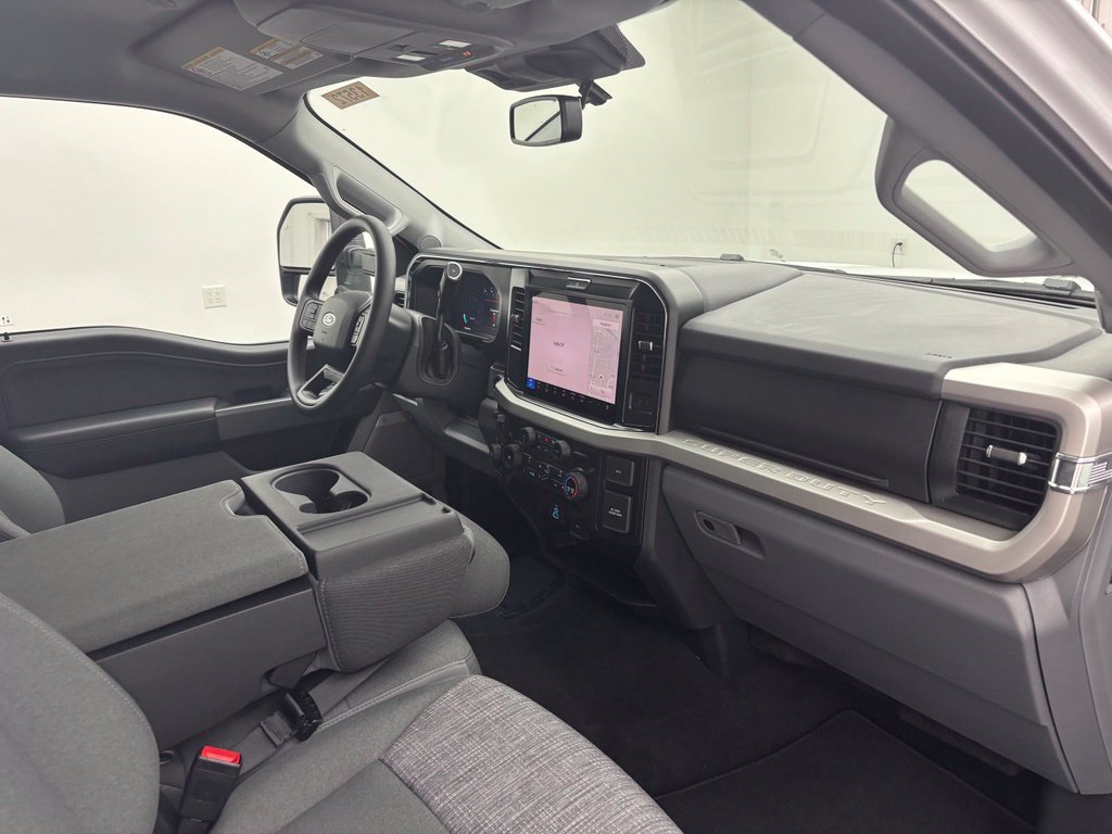 New 2026 White Ford XLT image 31