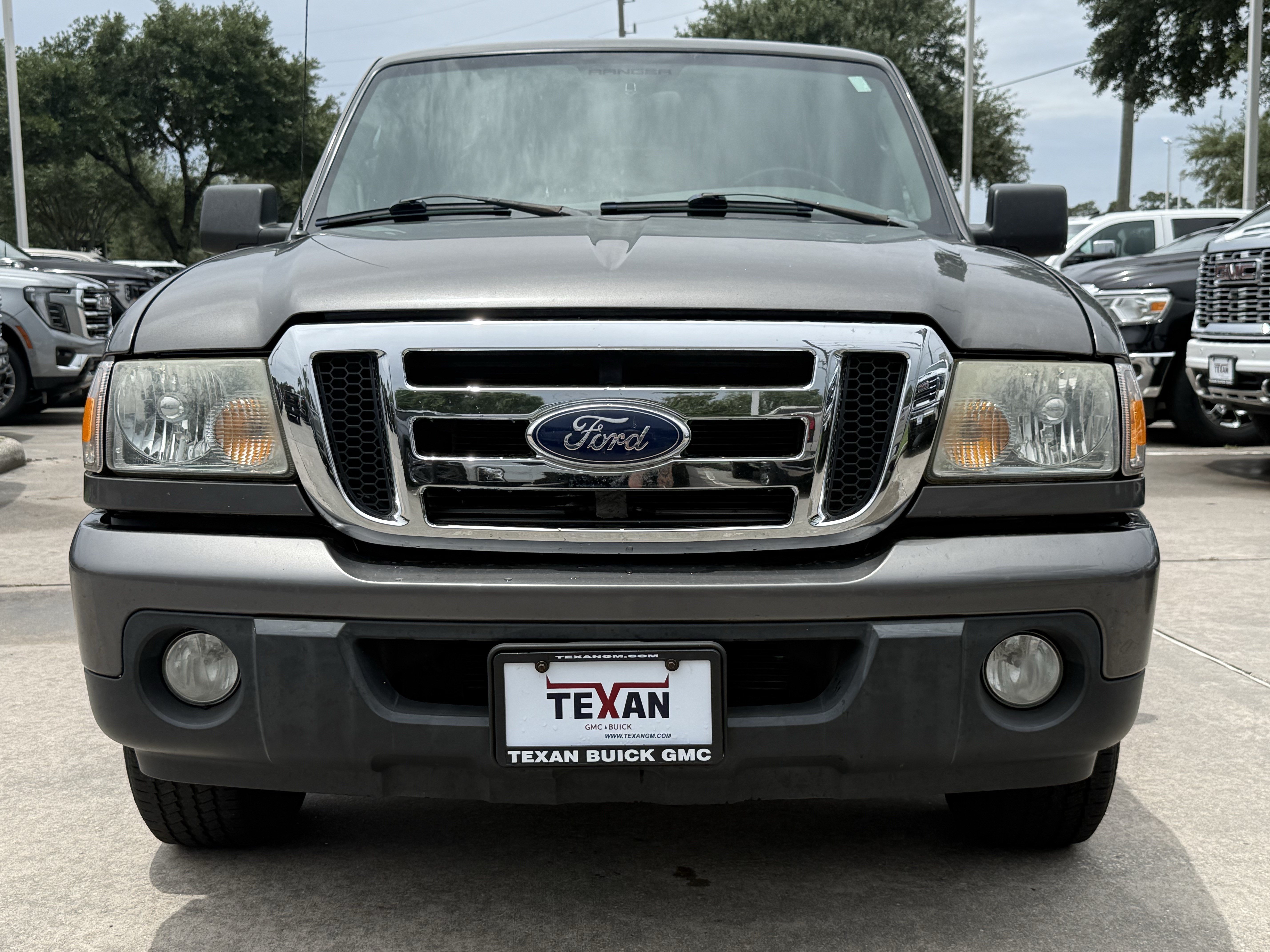 Used 2011 Dark Shadow Gray Metallic Ford XLT image 9