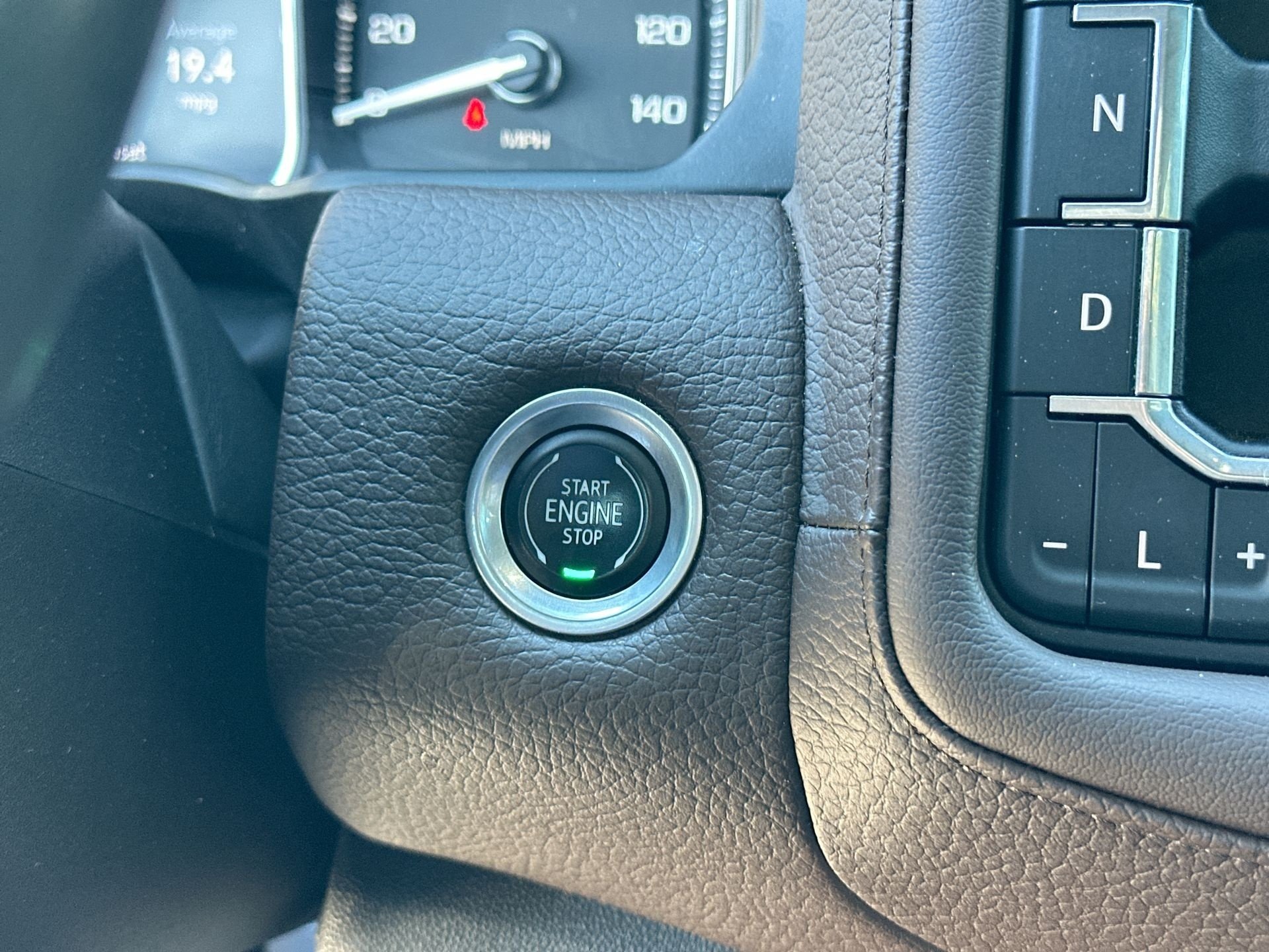 2021 GMC Yukon XL Denali - Photo 17