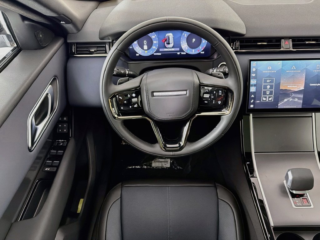 New 2026 Fuji White Land Rover S image 24