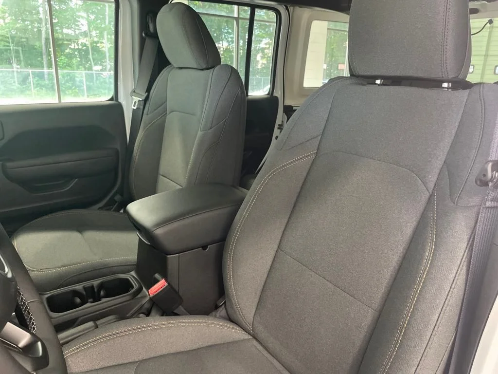 2025 Jeep Wrangler 4-Door Sport S - Photo 11