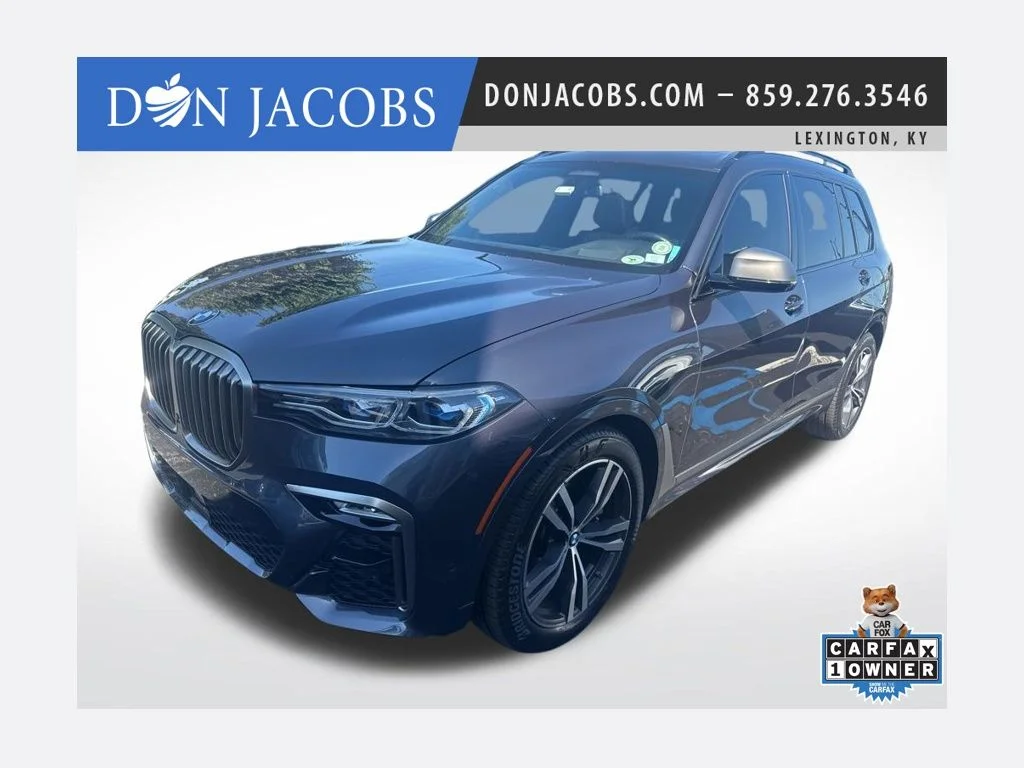 2022 BMW X7 M50i's photo