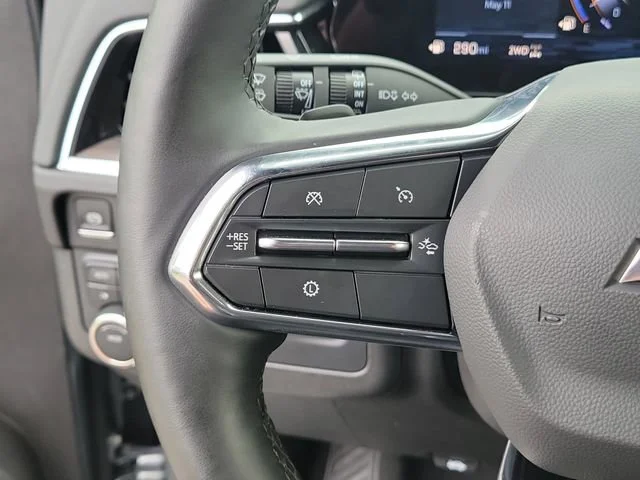 2025 Chevrolet Suburban Premier - Photo 30