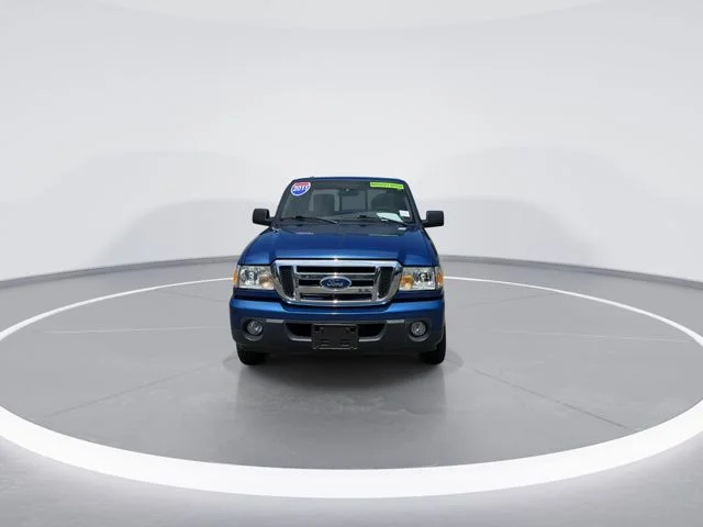 Used 2011 Blue Ford XLT image 2