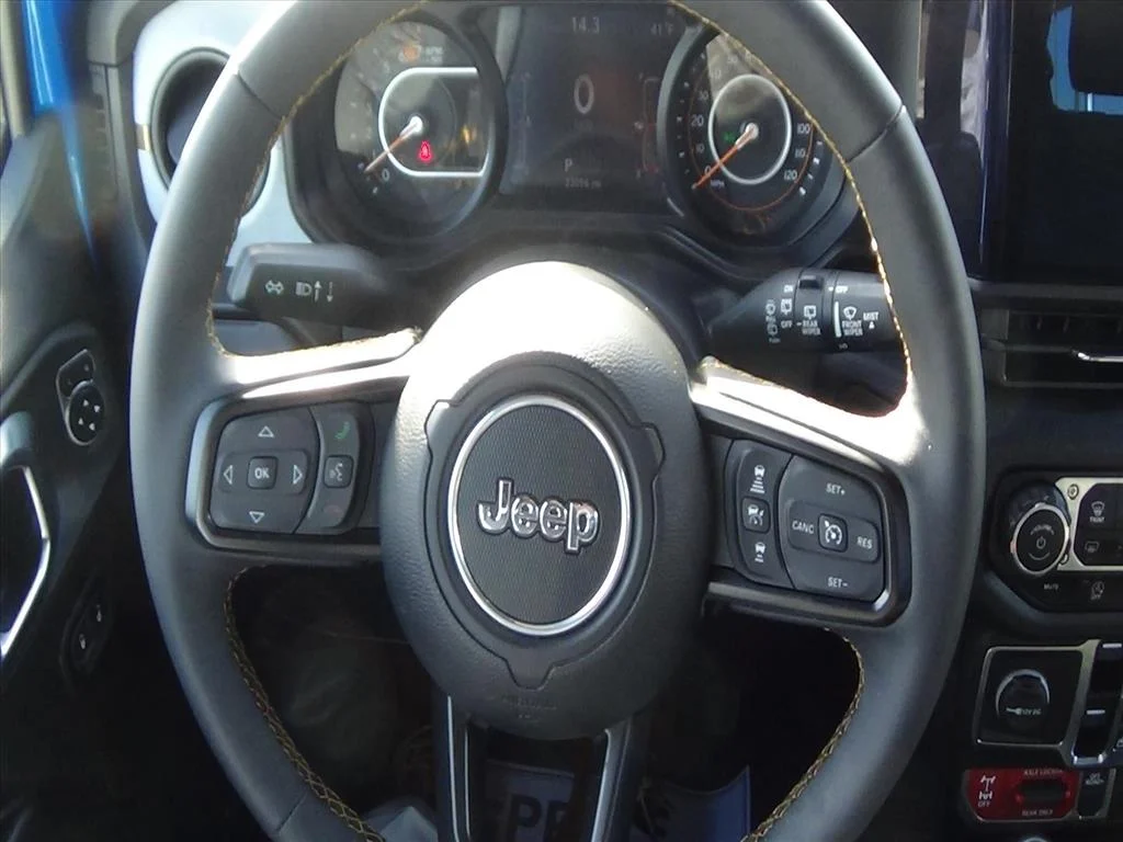 Used 2024 Hydro Blue Pearl Coat (pbj) Jeep Willys image 19