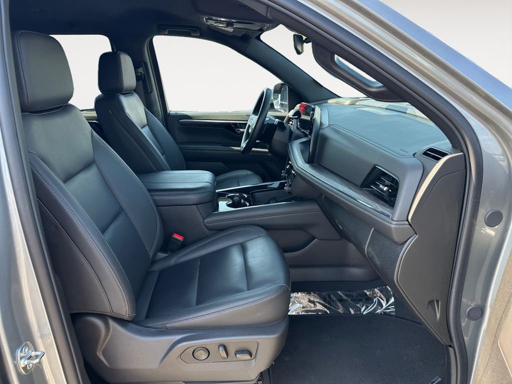 Used 2025 Gray Chevrolet LT image 15