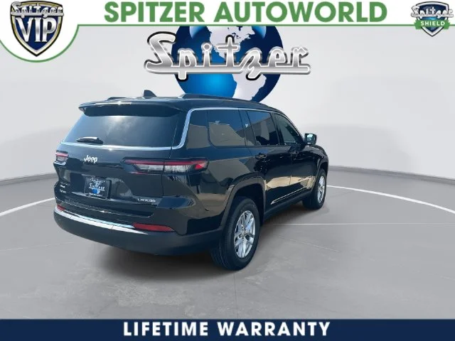 New 2026 Diamond Black Crystal Pearl-Coat Exterior Paint Jeep Laredo X image 10
