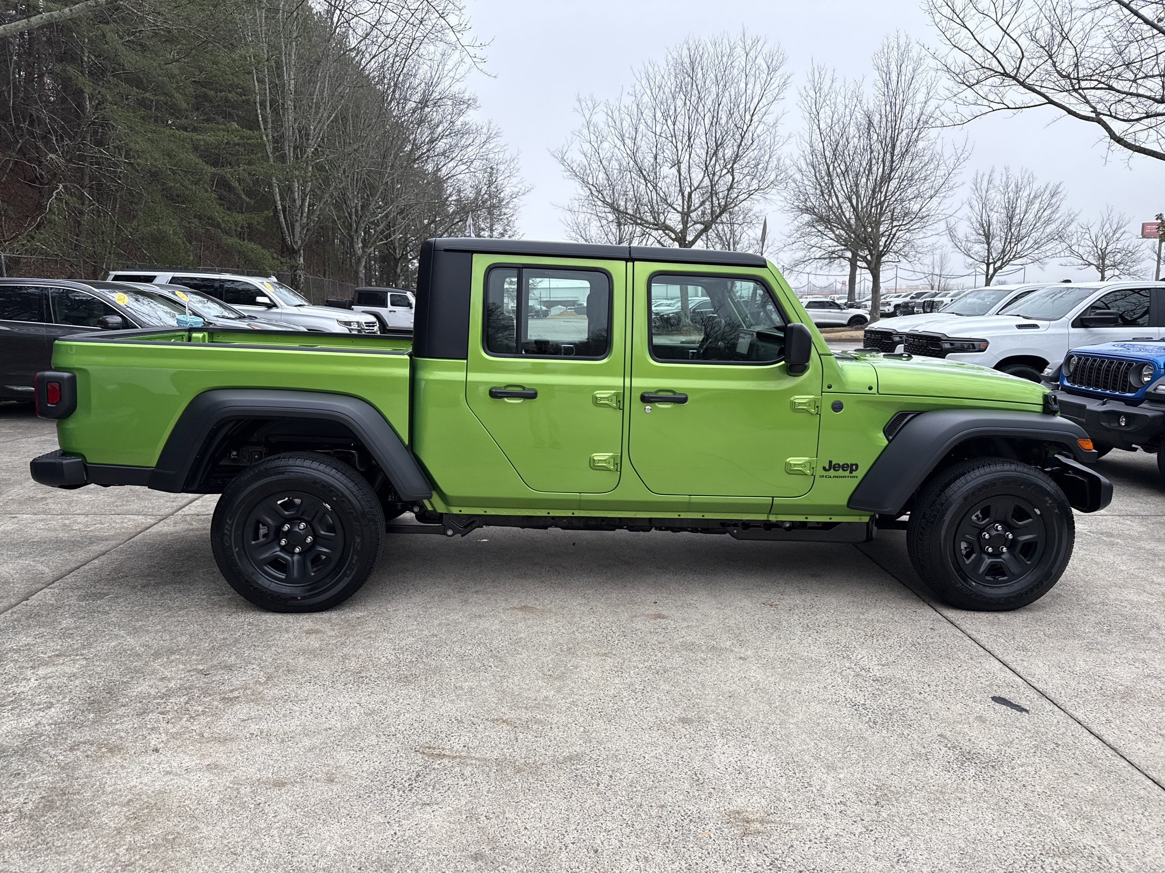 New 2026 Mojito Exterior Paint Jeep Sport image 8