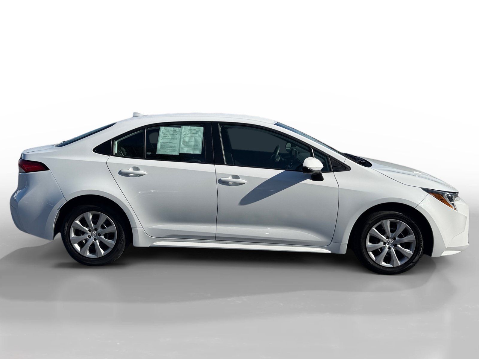 Used 2024 Ice Toyota LE image 6