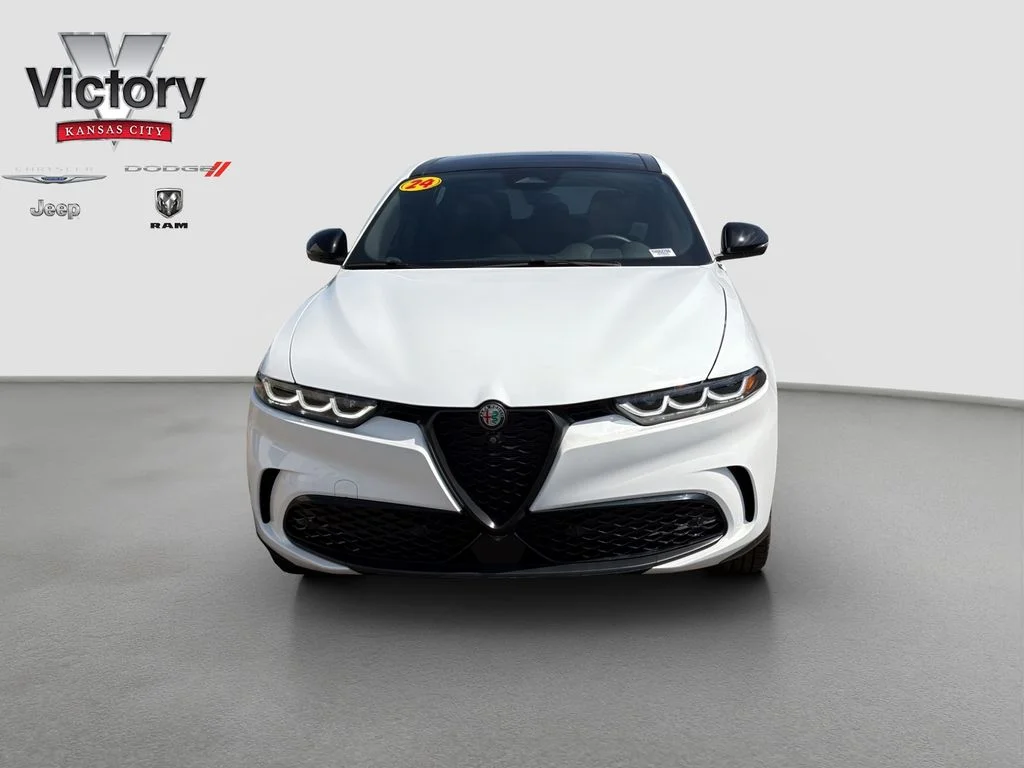 Used 2024 Alfa Romeo Tonale Veloce with VIN ZASPATDW4R3062786 for sale in Kansas City