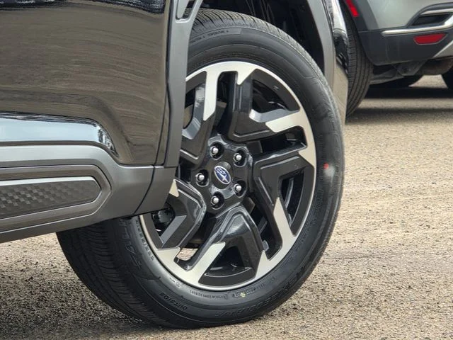 New 2026 CRYSTAL BLACK SILICA Subaru Limited image 8