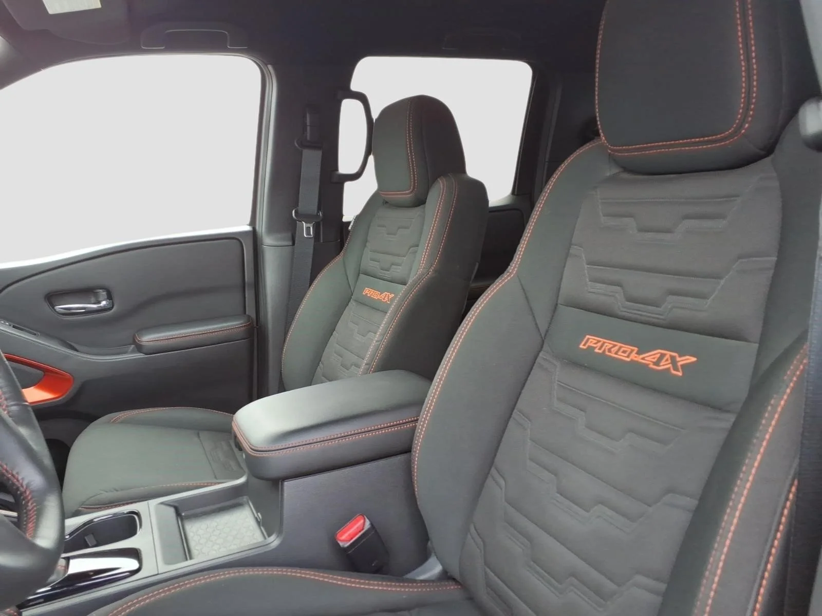 Used 2025 Afterburn Orange Ecg Nissan PRO-4X image 11