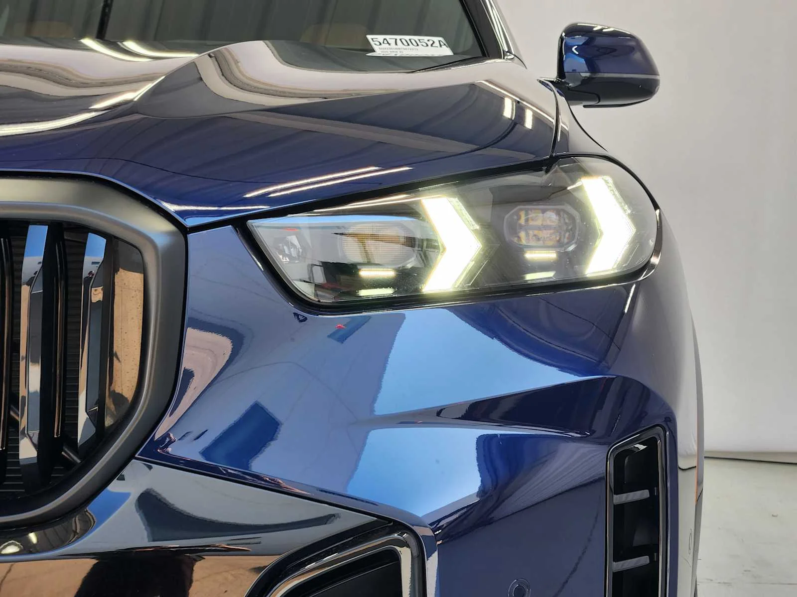 Certified Used 2026 Tanzanite Blue II Metallic BMW xDrive40i image 9