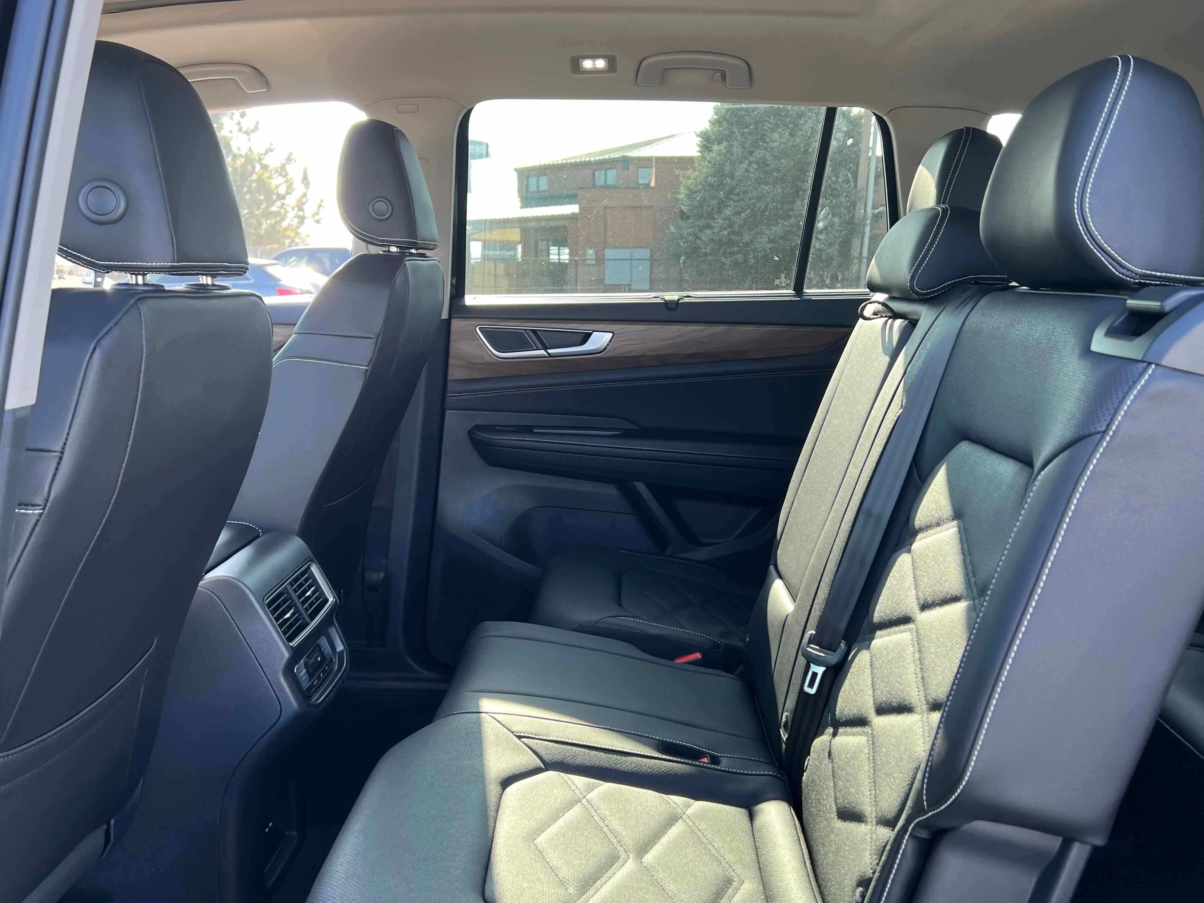 New 2026 Deep Black Volkswagen 2.0T SE w/Technology image 20