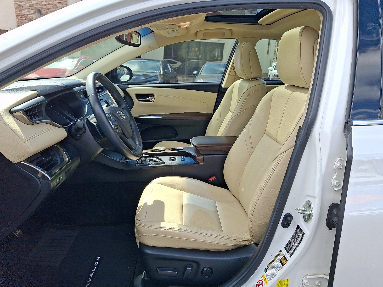 Used 2016 Blizzard Pearl - 070 Toyota Touring image 13