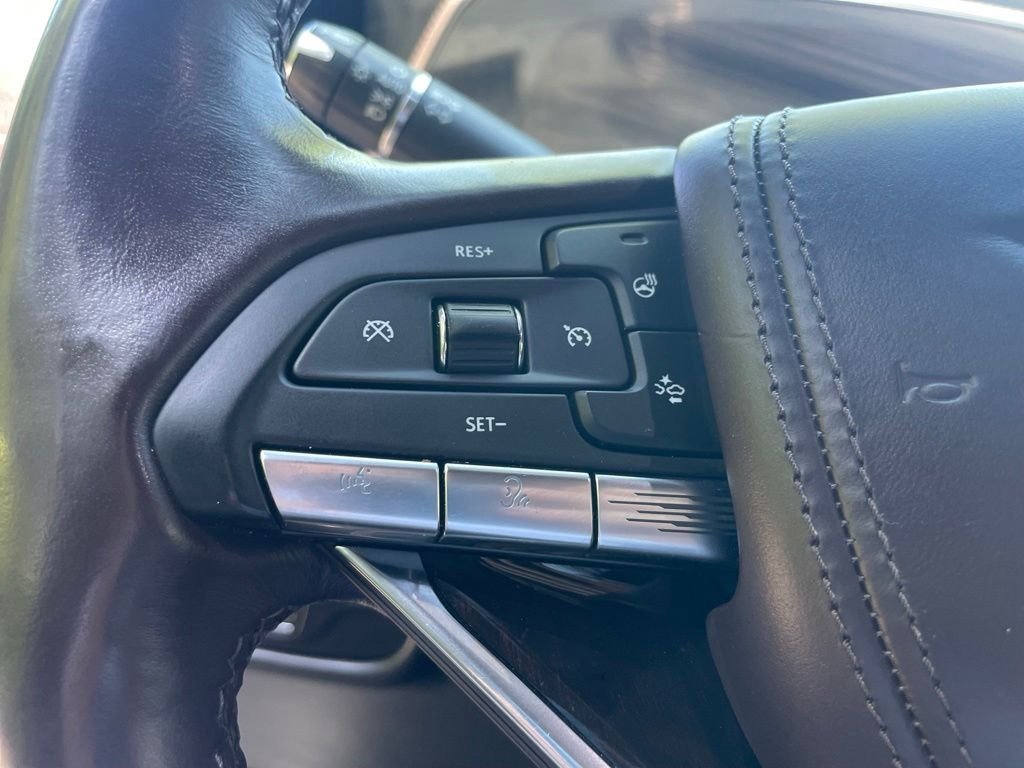 Used 2022 Black Cadillac Sport Platinum image 11