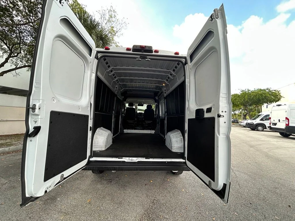 Used 2023 White Ram High Roof image 32