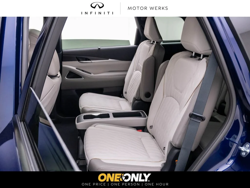 New 2027 GRAND BLUE INFINITI Autograph AWD image 16