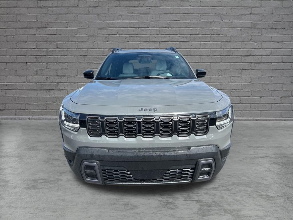 New 2026 Sting-Gray Clear-Coat Exterior Paint Jeep Limited image 2
