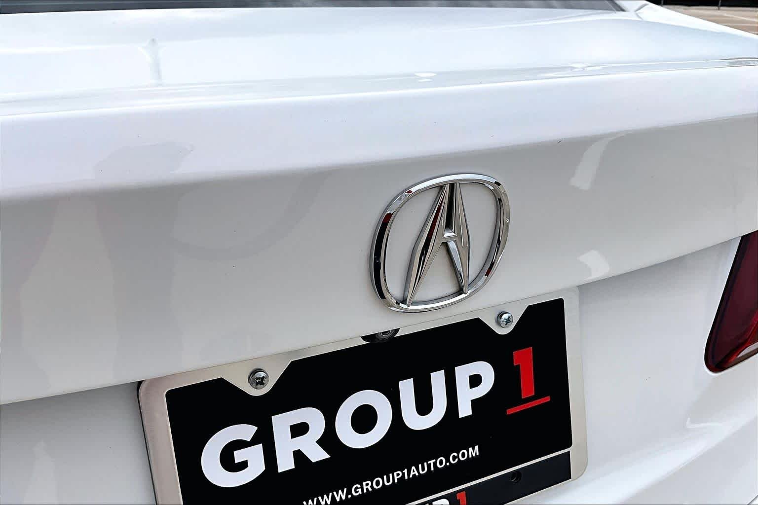 Used 2015 Bellanova White Pearl Acura Tech image 31