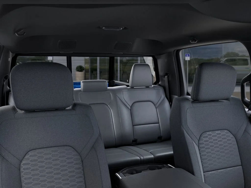 New 2025 Hydro Blue Pearl-Coat Exterior Paint RAM Big Horn/Lone Star image 27