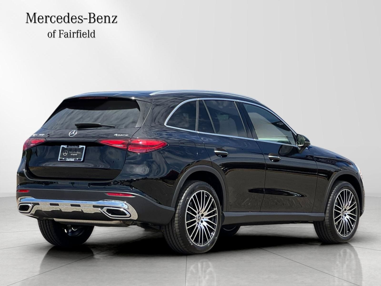 New 2027 Black Mercedes-Benz 300 image 2