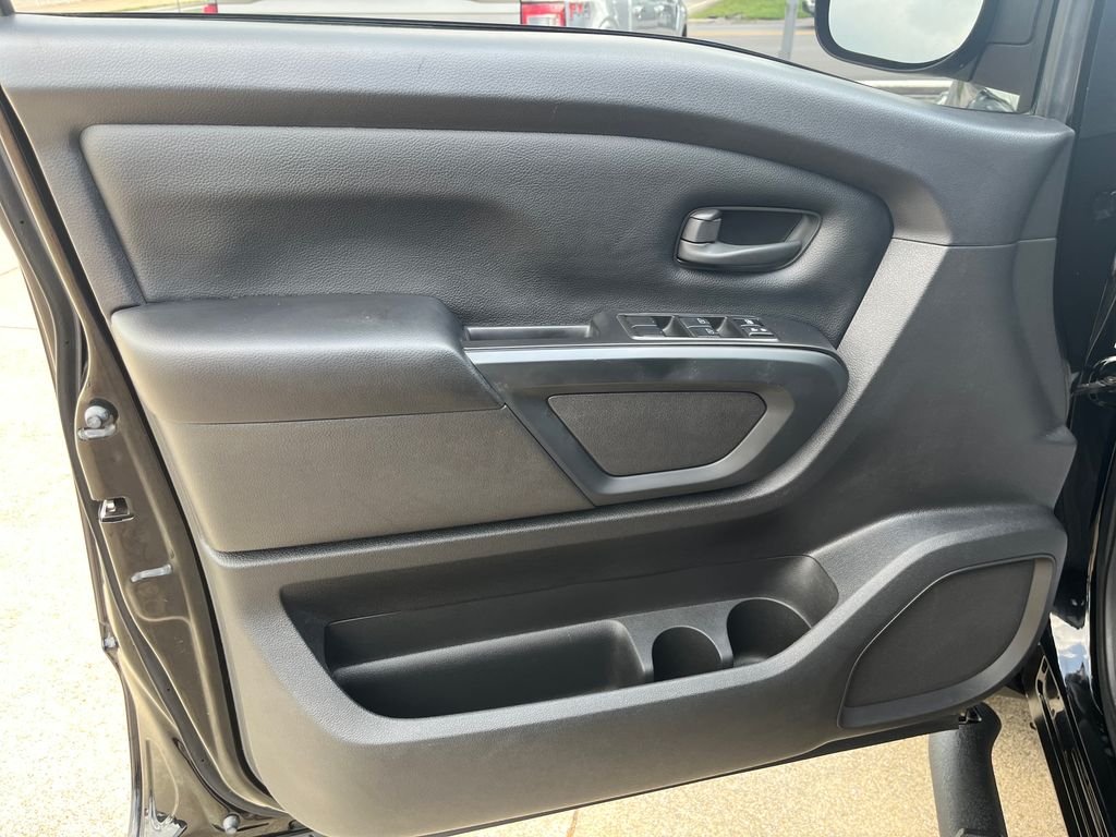 Used 2023 Black Nissan S image 12